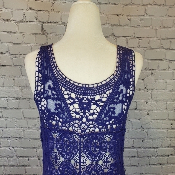 𝅺URBAN Outfitters Crocheted Tank Top sz. Small - Picture 8 of 10